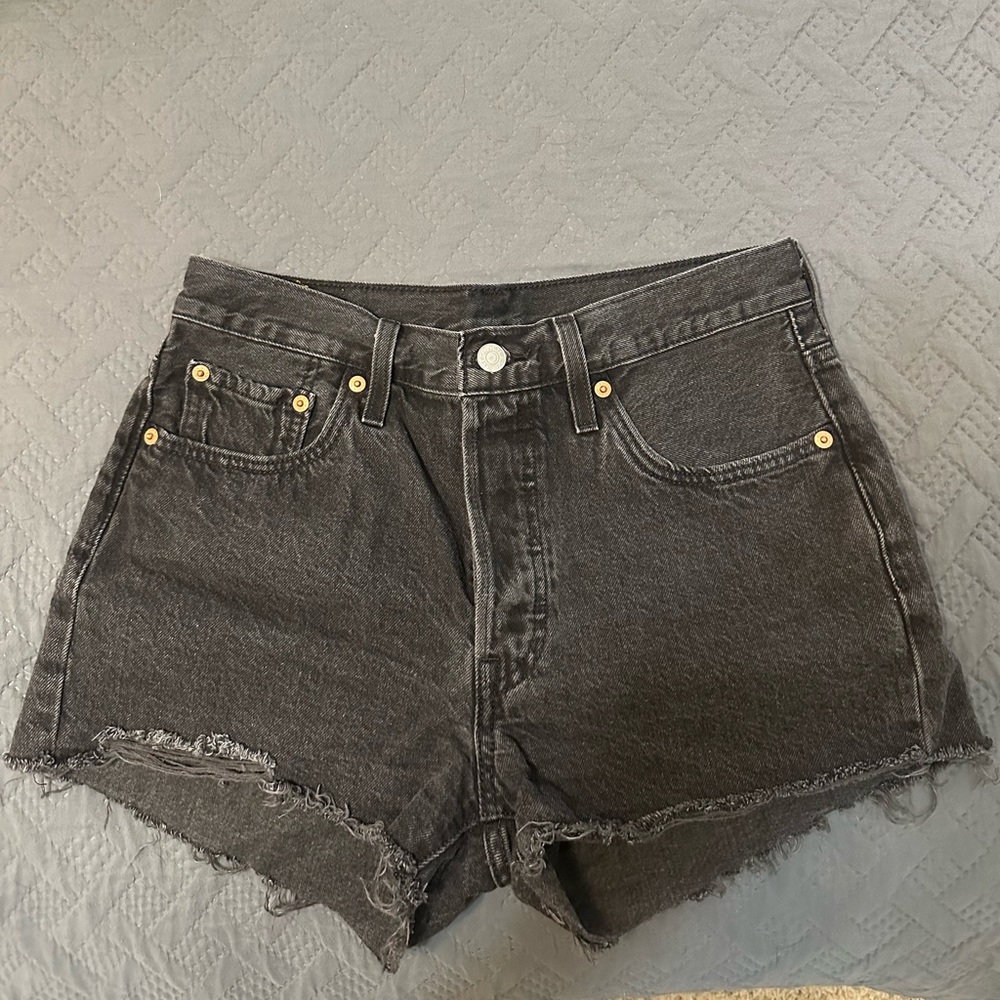 Levi’s 501 high waist shorts
